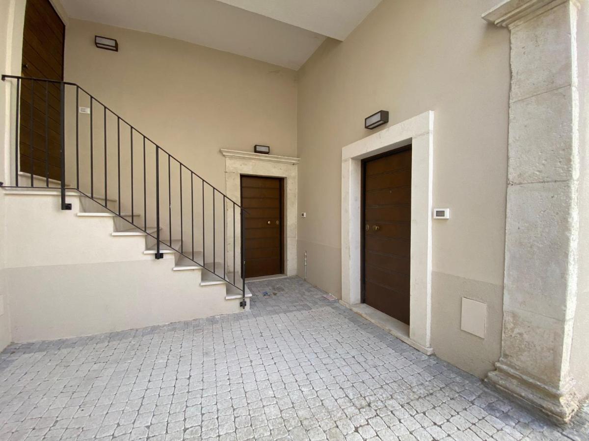 Dimora Degli Angeli Apartamento LʼAquila Exterior foto