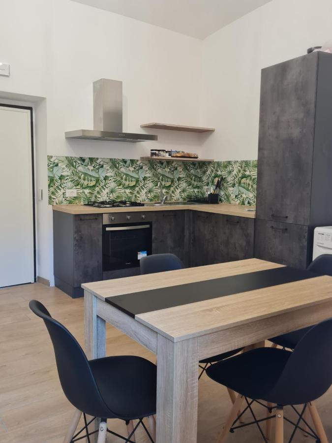 Dimora Degli Angeli Apartamento LʼAquila Exterior foto